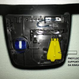 PARABREZZA VERDE C/SENSORE+CAMERA+FINESTRELLA+PROFILO INFERIORE PER MERCEDES GLK X204 07/2008-