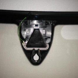 PARABREZZA INCAPSULATO COATIZZATO ACUSTICO RISCALDATO+SENSORE+CAMERA PER AUDI A8 074/2010> OE 4H0845099FNVB