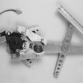 ALZACRISTALLO ELETTRICO ANTERIORE DX PER SUBARU JUSTY 1995>12/2006|PER SUZUKI SWIFT 1989>12/2004