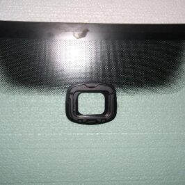 PARABREZZA VERDE INCAPSULATO C/SENSORE+FINESTRELLA PER VW GOLF VARIANT 01/20007>|JETTA 11/2004>